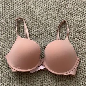 NWT Victoria’s Secret bra